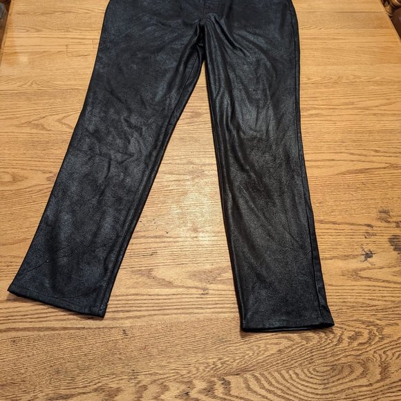 Jeans Chico's Extra Large 2.5 Black Leather Look. Really cute! - Picture 2 of 7